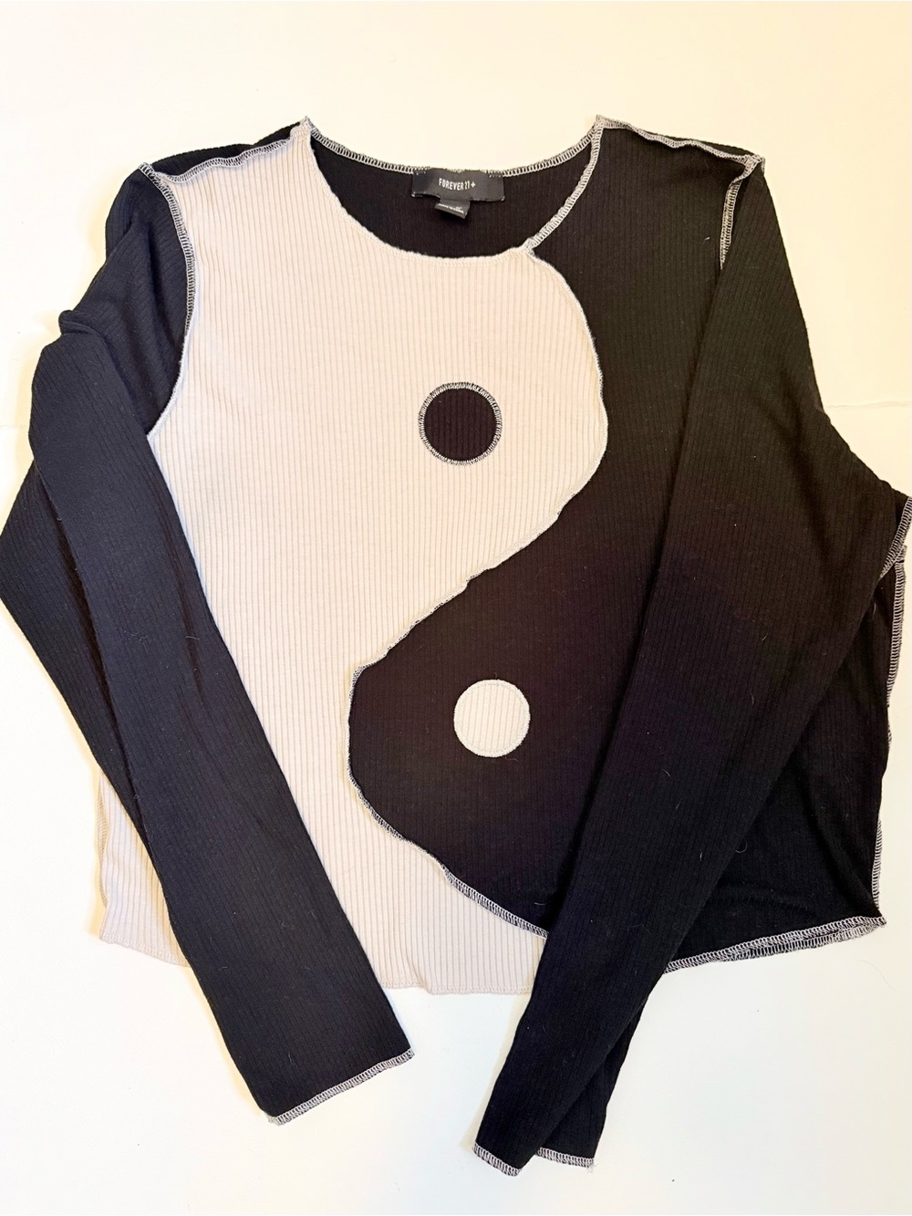 Forever 21 Yin Yang Ribbed Long Sleeve Top - Black & Cream XL